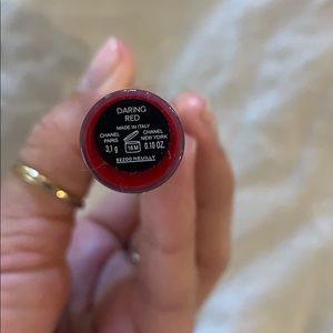CHANEL Makeup - Chanel Ultra color lip wear: Daring Red / Gloss CHANEL Makeup - Chanel Ultra color lip wear: Daring Red / Gloss
